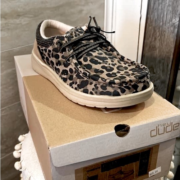 HEY DUDE Cheetah Print - Picture 4 of 7